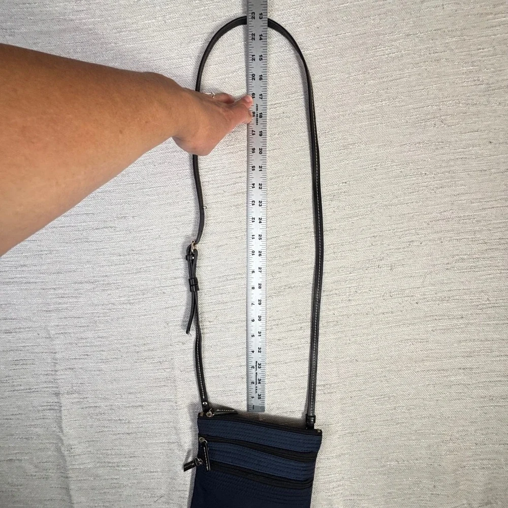 Dooney & Bourke Navy Nylon Triple Zip Crossbody Bag Pink Lining Duck Logo